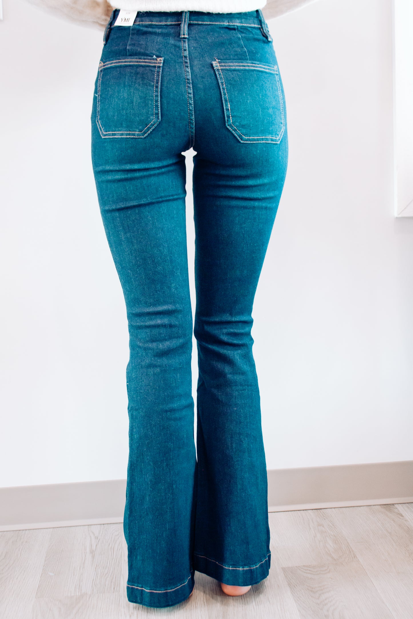 Riva Flare Jeans