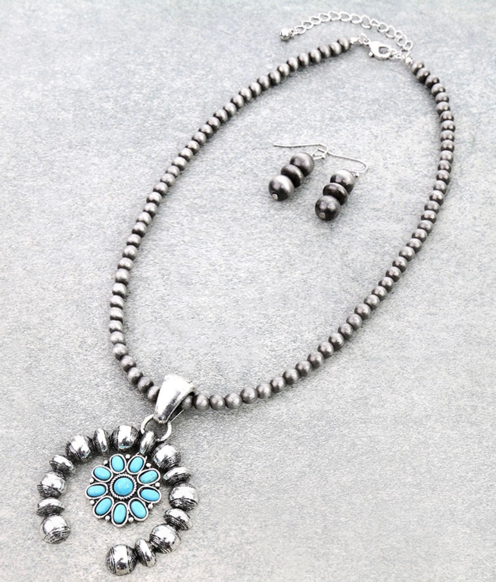 Concho Crescent Necklace Set